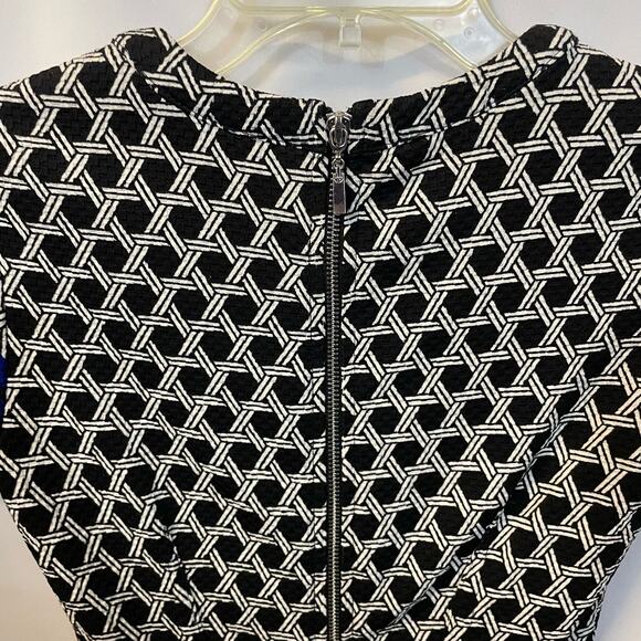 H&M Short Sleeve Exposed Back Zip Patterned Column Dress Workwear Knee Length XS - Picture 3 of 6